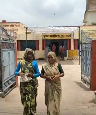 बसई के अतिसंवेदनशील मतदान केंद्र पर अब तक 37% मतदान
