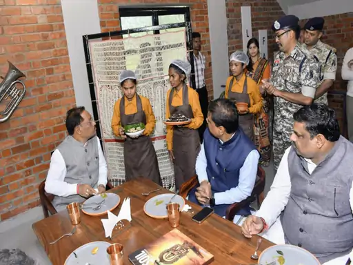 CG NEWS : सीएम विष्णु देव साय ने पंडुम कैफे का शुभारंभ किया