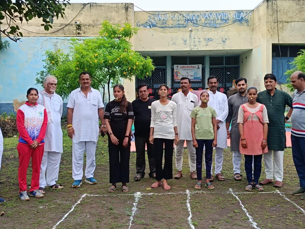 Bheru Singh Parihar: खेल दिवस पर विधायक भेरू सिंह बापू की खेलों में भागीदारी, भाजपा नेताओं संग दिखे मंच पर, सियासी हलचल तेज