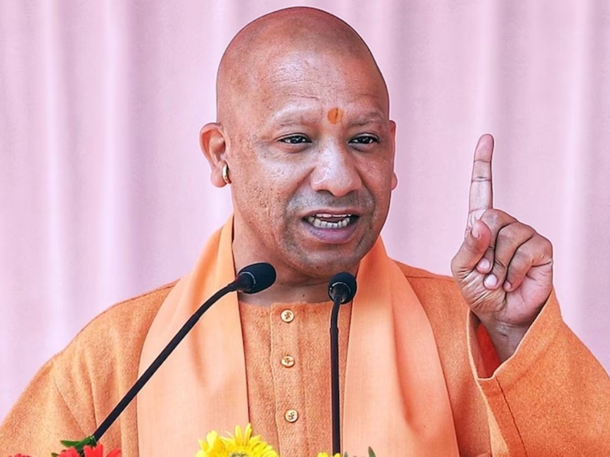 ‘जन आक्रोश महिला पदयात्रा’, CM योगी ने कहा- कांग्रेस का आचरण महिला विरोधी