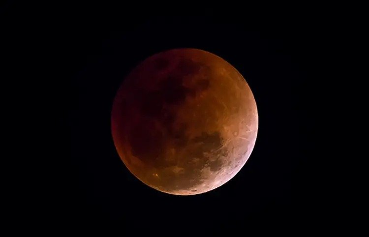 जम्मू-कश्मीर के कुलगाम में सुरक्षाबलों और आतंकियों के बीच मुठभेड़: ऑपरेशन गुड्डर में एक आतंकी ढेर, दो जवान घायल