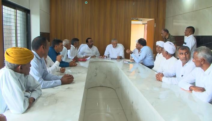 Cooperative Society: वडावास मंडली पहुंचें मंत्री विश्वकर्मा, बोले – किसान बढ़ाएं प्राकृतिक खेती!"