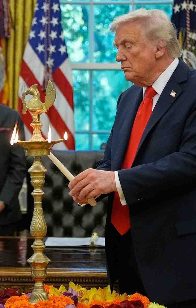 व्हाइट हाउस में पहली बार इतनी रौनक! डोनाल्ड ट्रम्प ने दिवाली के मौके पर जलाए दीप