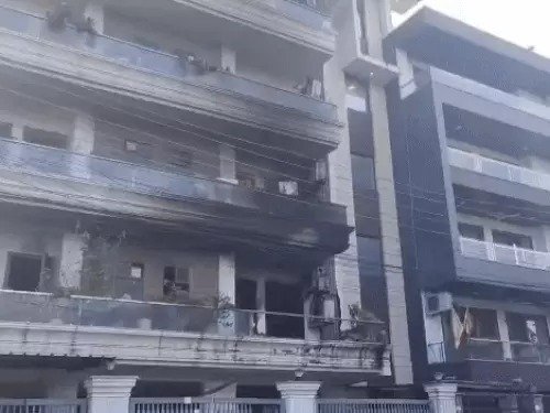  फरीदाबाद में AC फटाः 3 की मौत, बेटा खिड़की से कूदा, हाथ-पैर टूटे 