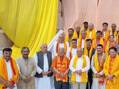 गुजरात में पूरी सरकार बदल गई: क्या BJP को अब 2027 की हार का डर सताने लगा है?