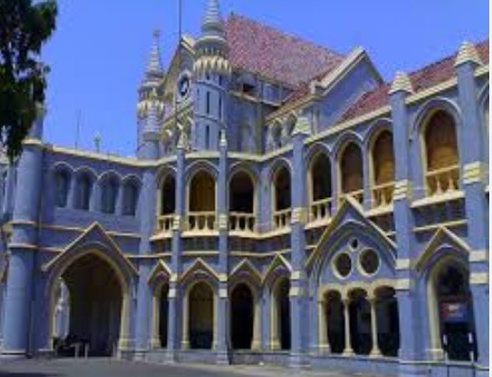 MP HC : नाबालिग से रेप केस में TI को मिली अनोखी सजा