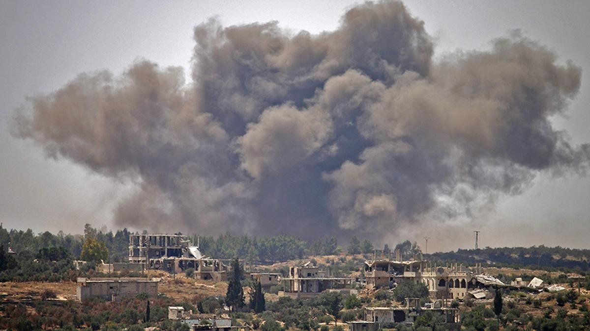 Israel Airstrike: अलेप्पो शहर के पास इजरायली हवाई हमलों में कई लोगों की मौत 