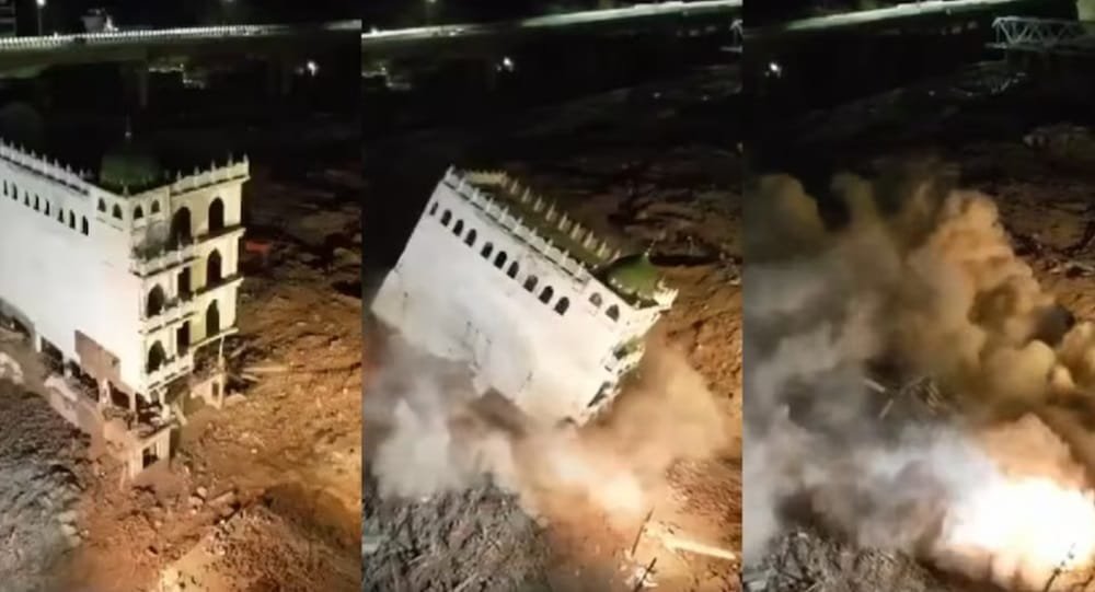 Mosque Demolished: लखनऊ के अकबरनगर में आखिरी मस्जिद भी बुल्डोजर से गिराई दी