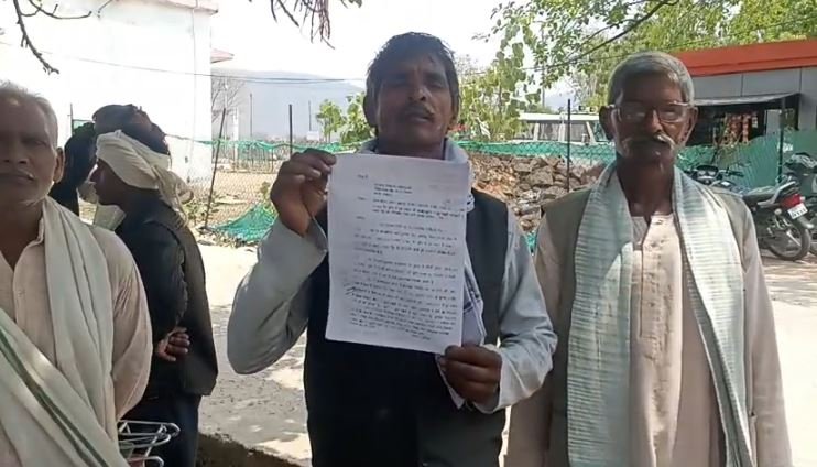 MP AJAYGARH: सुहावा मजरे की श्मशान भूमि पर अतिक्रमण, ग्रामीणों ने की प्रशासन से शिकायत