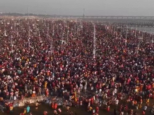 Mahakumbh 2025: महाकुंभ में अब तक 45 करोड़ लोगों की डुबकी