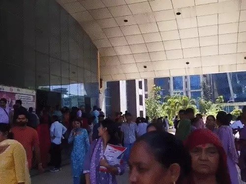PM मोदी: दौरे के बीच मेडिकल कॉलेज को बम से उड़ाने की धमकी, अस्पताल खाली कराया