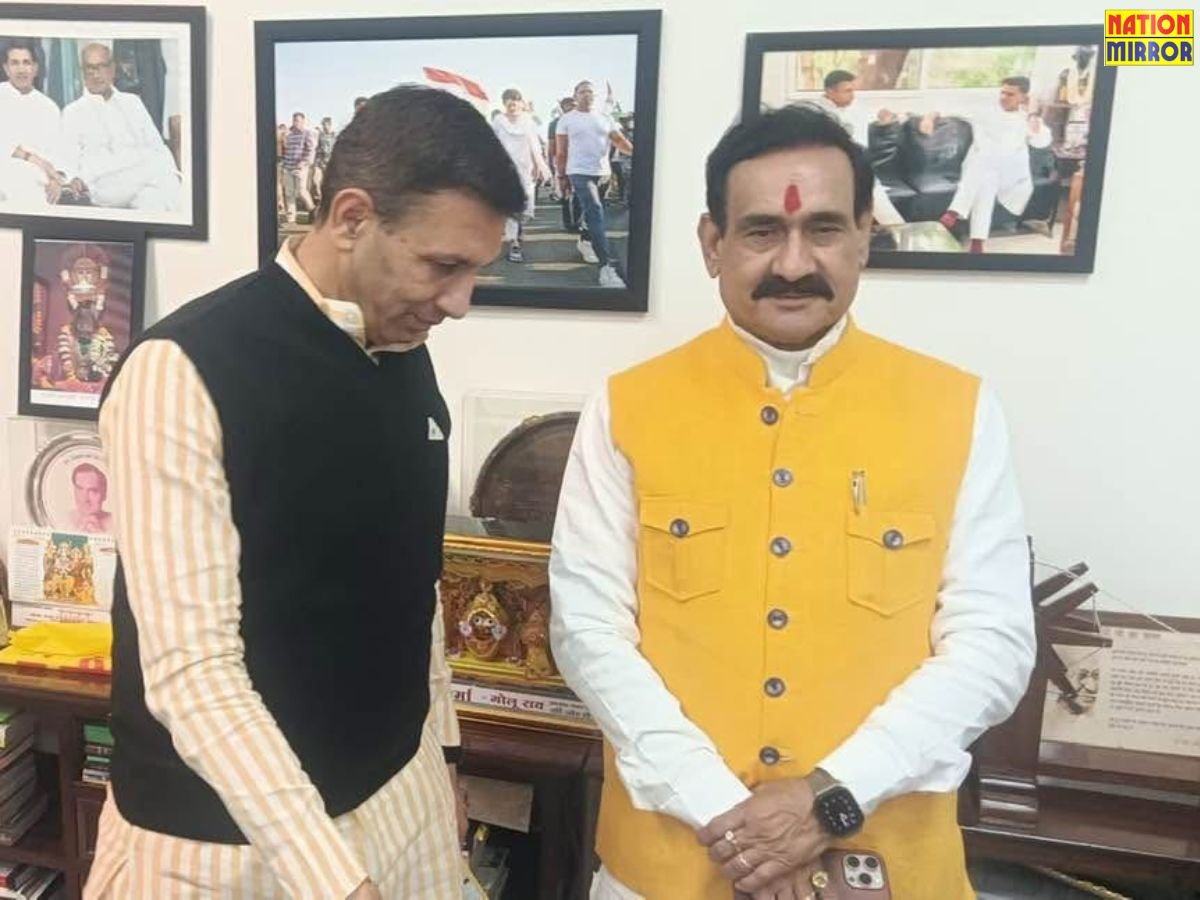 भाजपा नेता डॉ. नरोत्तम मिश्रा ने की कांग्रेस अध्यक्ष जीतू पटवारी से मुलाकात..बंद कमरे में हुई चर्चा