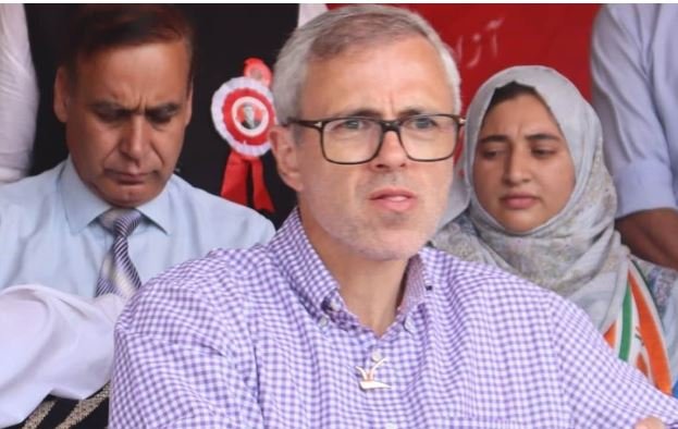 Omar Abdullah: Seeking Article 370 Restoration from BJP is "Foolish"