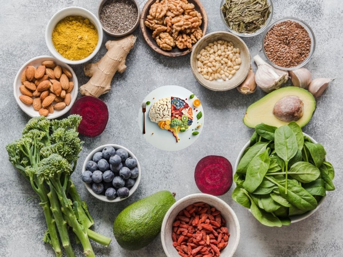 Superfoods to Boost Brain Power: दिमाग तेज करने के लिए अपनी डाइट में शामिल करें ये सुपरफूड्स?