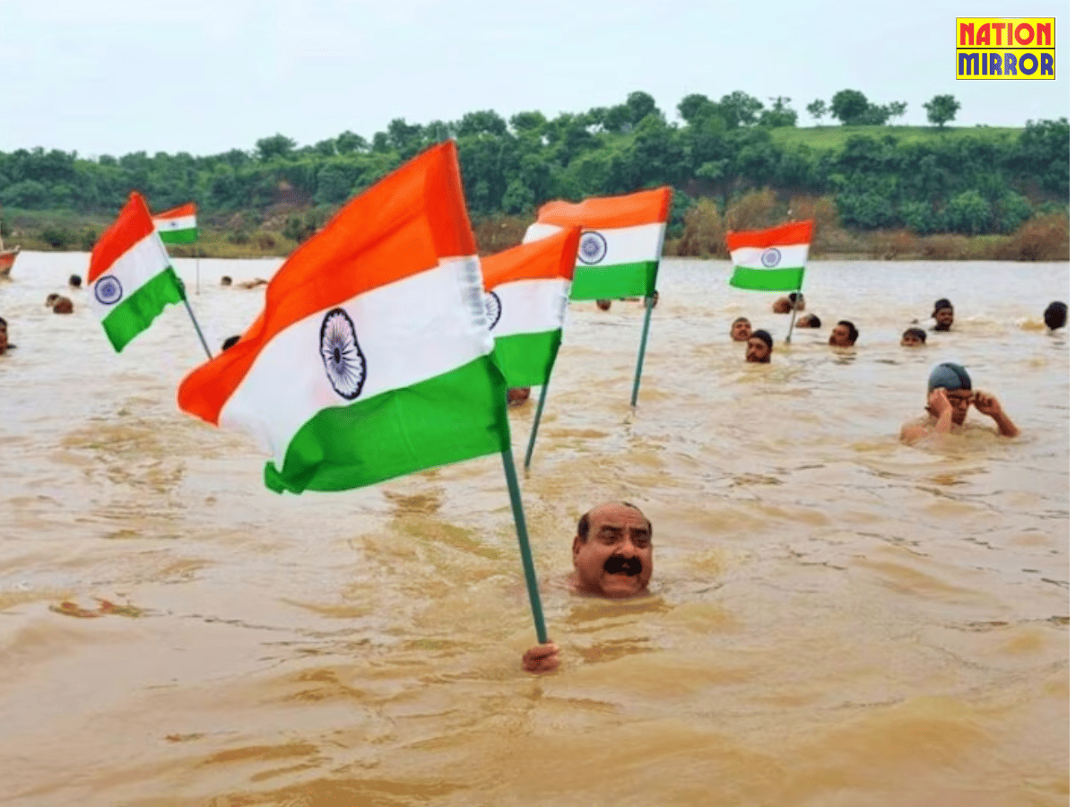 Narmada Tricolor Flag Event : नर्मदा की लहरों पर तिरंगे का परचम