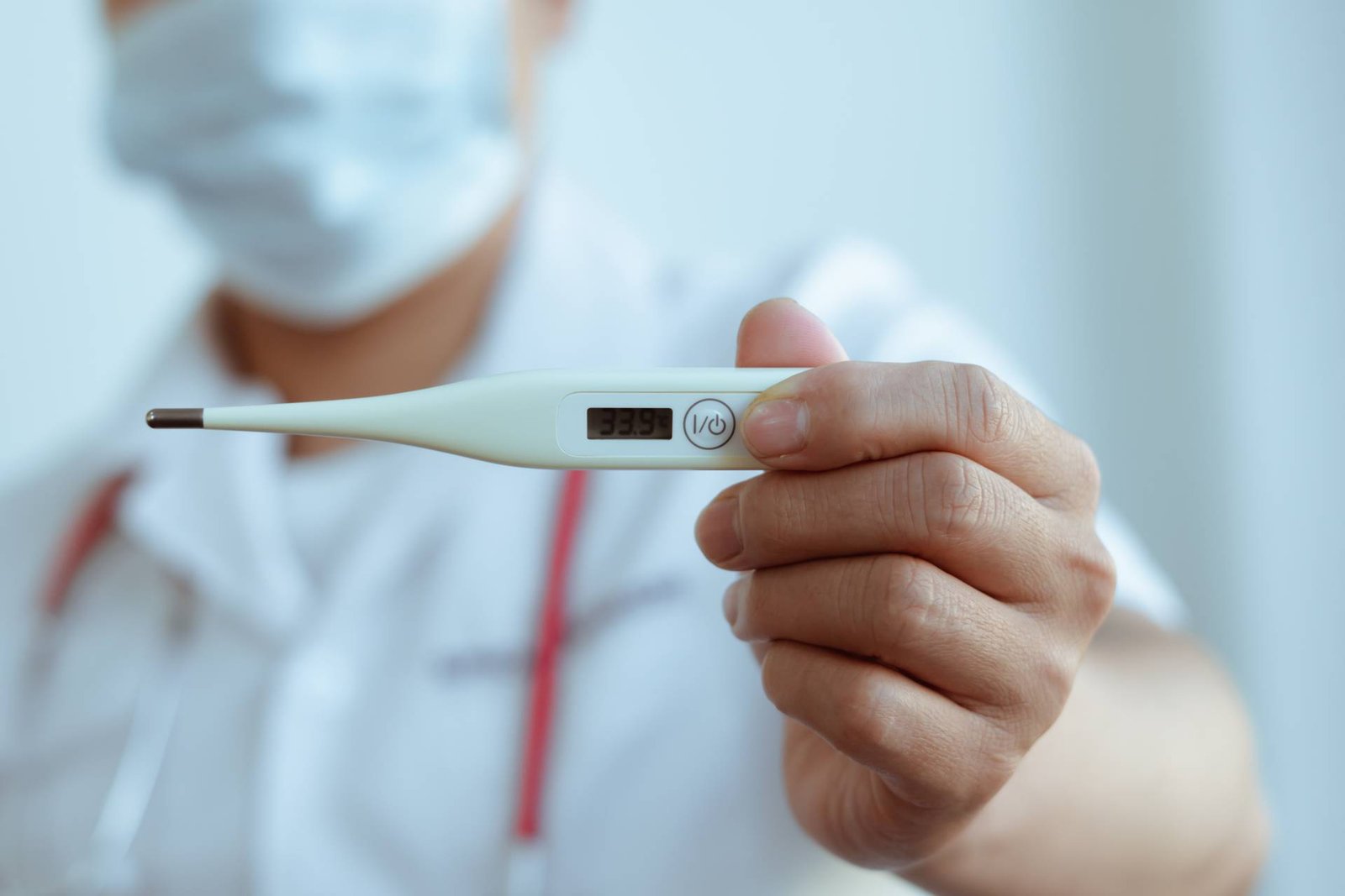 Viral Fever: MP में आया डराने वाला वायरल, 4 दिन के बुखार में लंग्स में 40% इन्फेक्शन