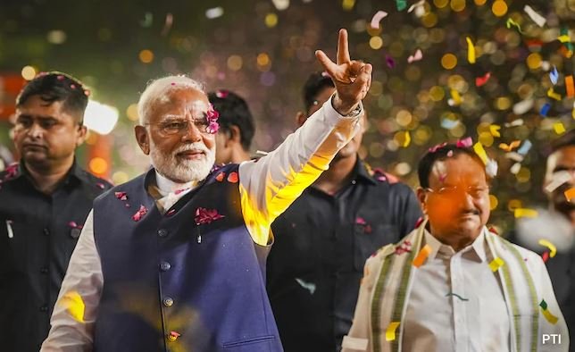 भाजपा भौकाल पर रोक: हेमंत खंडेलवाल सिखाएंगे सरलता-सुचिता, नेताओं की बनेगी सोशल मीडिया व हूटर लिस्ट
