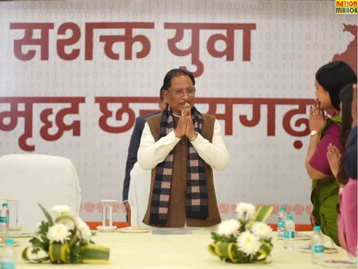 CM विष्णु देव साय और उप मुख्यमंत्री अरुण साव ने की युवा रत्न पुरस्कार प्राप्त करने वालों से मुलाकात