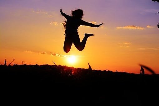 Happiness Secrets: क्या आप भी लाइफ में सच्चे सुख की तलाश कर रहे हैं?
