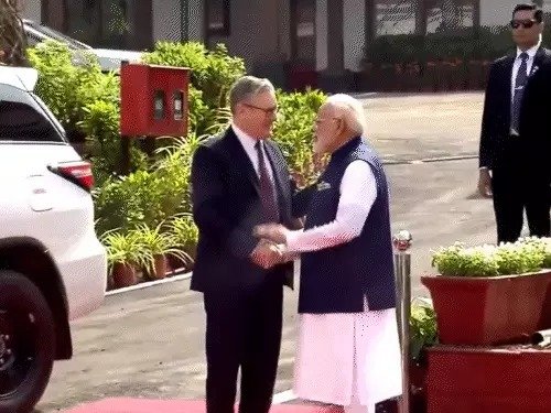 ब्रिटिश प्रधानमंत्री कीर स्टार्मर भारत दौरे पर: मोदी से FTA, टेक और कल्चर पर हुई चर्चा