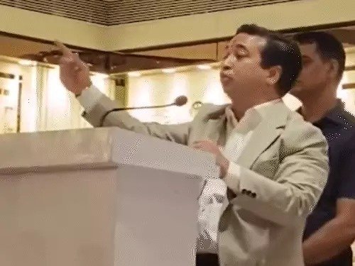  नीतीश राणे का विवादित बयान: गोल टोपी‑दाढ़ी वालों को ‘हरे साँप’ कह डाला