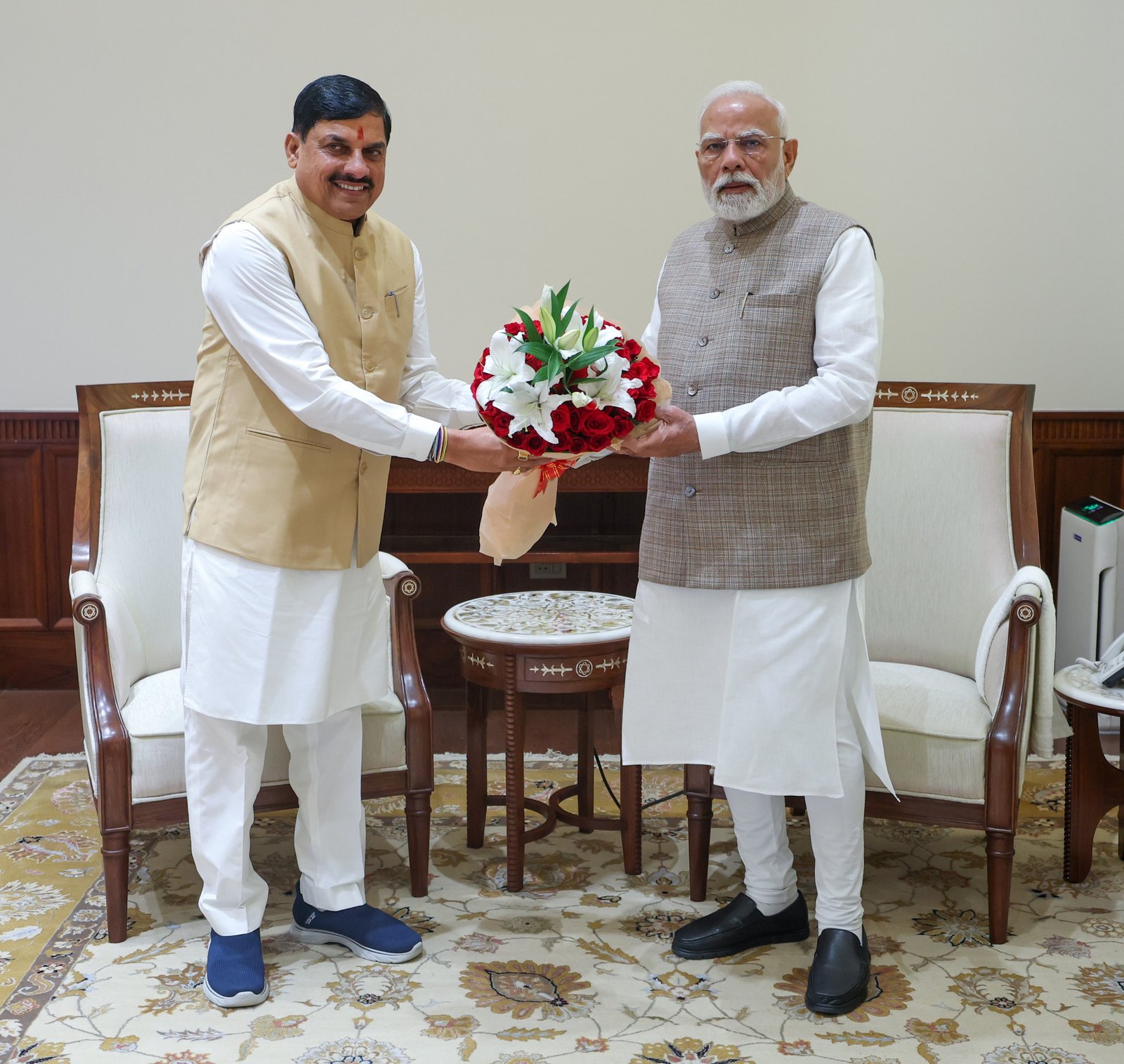 PM नरेंद्र मोदी से मिले एमपी के सीएम डॉ. मोहन यादव
