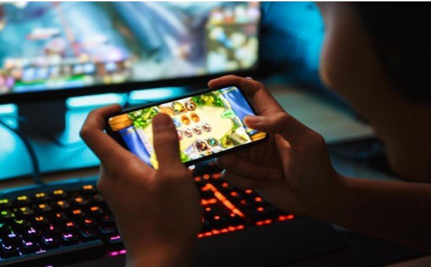 Gaming Addiction Suicide Case: मौत का ऑनलाइन गेम,15 दिन में 3 सुसाइड
