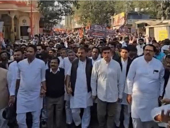 इंदौर: कांग्रेस की न्याय यात्रा में घंटा-मंत्री मुर्दाबाद