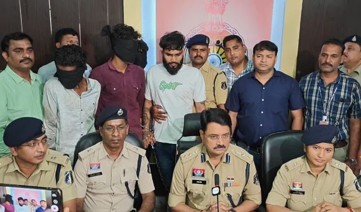 bilaspur shootout: वर्चस्व की लड़ाई में कांग्रेस नेता के दफ्तर पर फायरिंग, 7 आरोपी गिरफ्तार