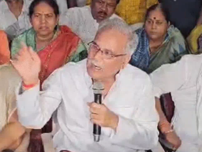 Raipur: गिरफ्तारी से बचने सुप्रीम कोर्ट पहुंचे भूपेश बघेल, बोले- बेटे की तरह किया जा सकता है टारगेट