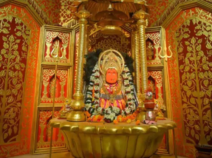 चैत्र नवरात्र में डोंगरगढ़ में 10 एक्सप्रेस ट्रेनों का स्टॉपेज, स्पेशल ट्रेन भी चलेगी