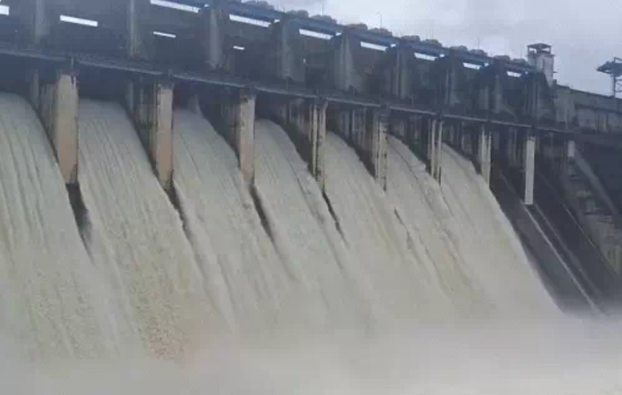 Chhattisgarh Weather: छत्तीसगढ़ में बारिश का कहर,बांगो डैम के 8 गेट खुले, 32 गांव अलर्ट पर