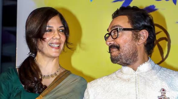शादी के बाद आमिर खान और गौरी स्प्रैट अपने नए अंदाज में नजर आए। कपल का सिंपल और एलिगेंट लुक चर्चा में रहा।