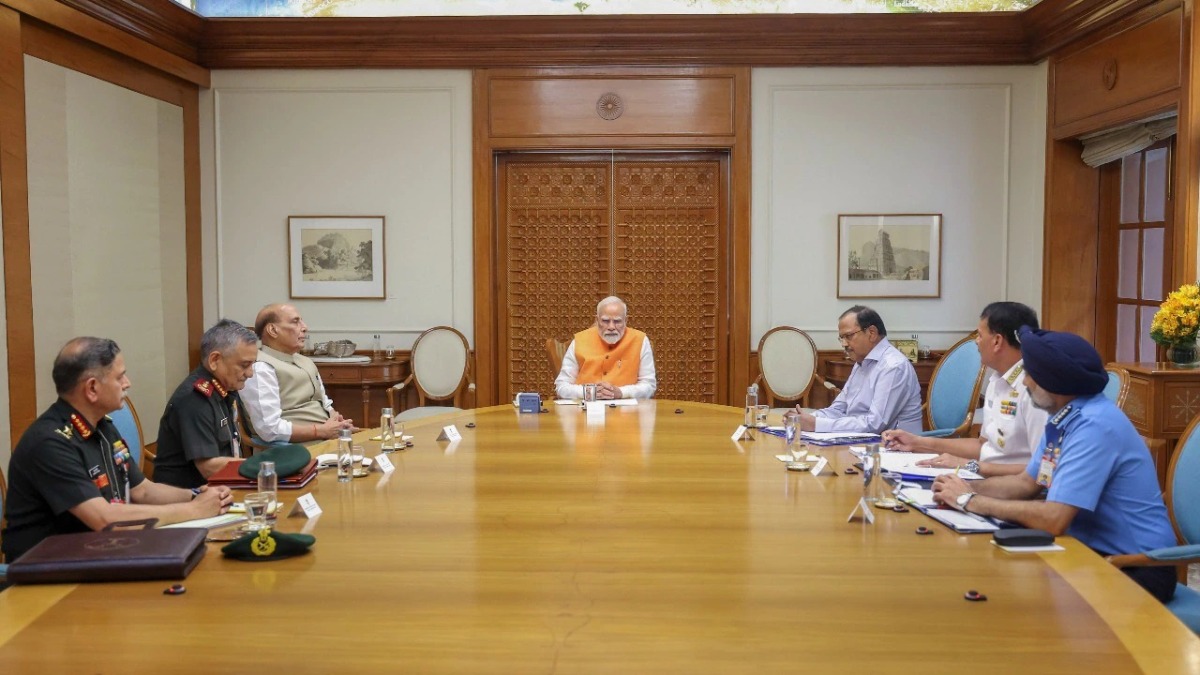 पहलगाम हमले के बाद भारत का कड़ा रुख सेना को फ्री हैंड पाकिस्तान पर बन रहा दबाव