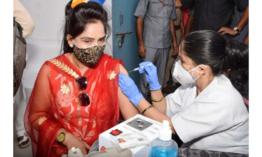 ग्वालियर में दिखा गजब उत्साह 5 बजे तक 79 124 लोगों ने लगवाये टीके