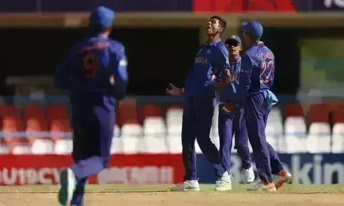 u19 वर्ल्ड कप  इंग्लैंड को हराकर भारत 5वीं बार बना चैम्पियन 4 विकेट से दी शिकस्त