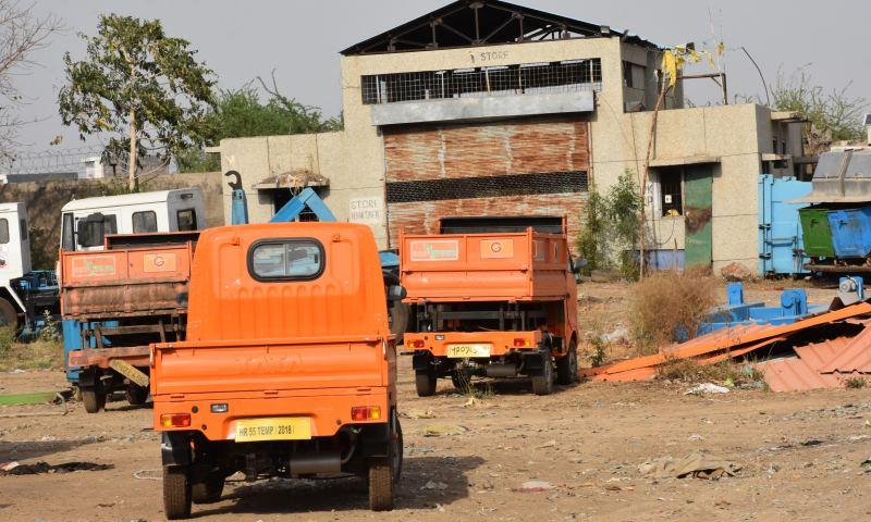 कचरा स्टेशन पर पहुंचे निगमायुक्त गंदगी मिली तो प्रभारी कश्यप को किया निलंबित
