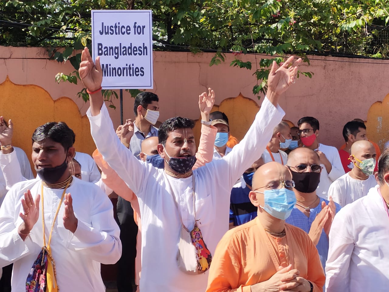 आईटी हब में धर्म का प्रभाव नोएडा के युवाओं पर क्यों छा रही है ईस्कॉन की विचारधारा