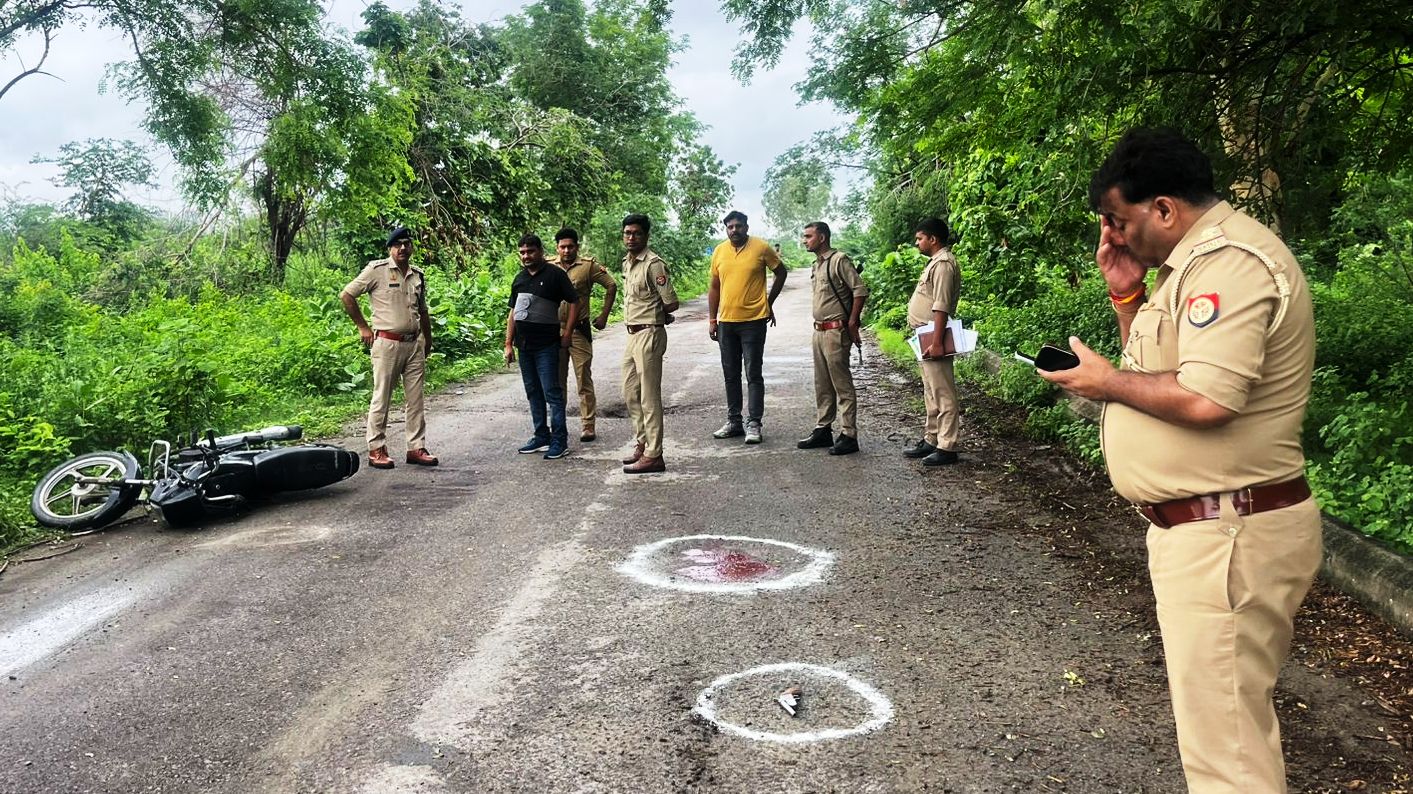 ग्रेटर नोएडा में पुलिस और बदमाशों के बीच मुठभेड़ दो घायल