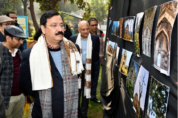 हजार शब्दों के बराबर होती है एक तस्वीर : प्रो. संजय द्विवेदी