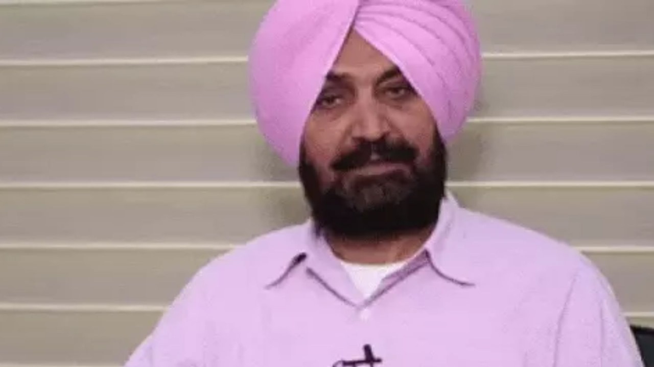 शिरोमणि अकाली दल को बड़ा झटका सुखबीर बादल के करीबी रणजीत सिंह गिल ने पार्टी छोड़ने का किया ऐलान