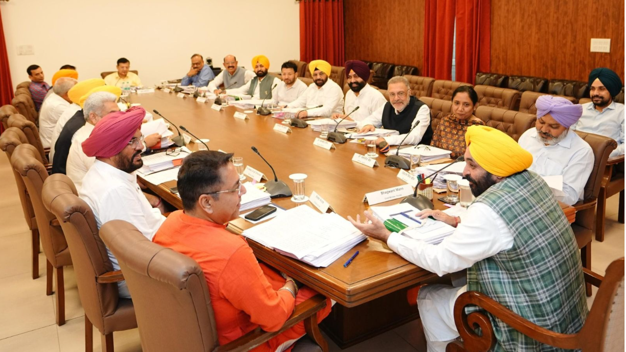 पंजाब सरकार का बड़ा फैसला लैंड पुलिंग के बदले किसानों को एक प्लॉट का कब्जा और एक लाख रुपए देगी सरकार