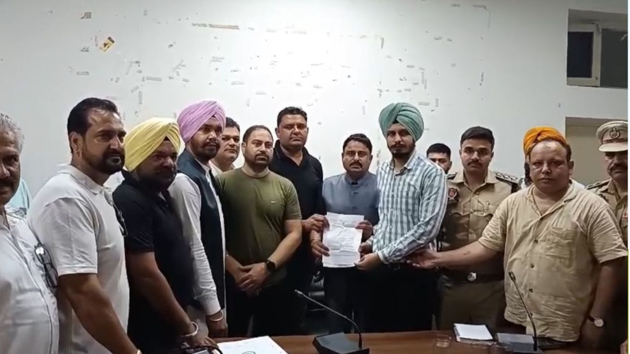 जालंधर के मकसूदां मंडी में अवैध वसूली व्यापारियों ने एसडीएम को दिया अल्टीमेटम मंडी बंद करने की चेतावनी