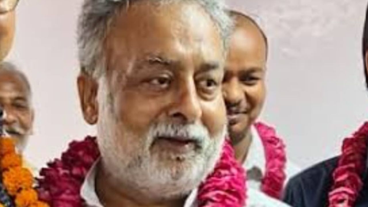 उत्तर प्रदेश चकबंदी कर्मचारी संघ के अध्यक्ष राजकुमार की संदिग्ध हालत में मौत जानिए पूरी खबर