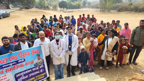 डॉ चंदन कुमार की अगुवाई में जरेरा गाँव में निःशुल्क स्वास्थ्य जांच शिविर जरूरतमंदों को मिली बड़ी राहत