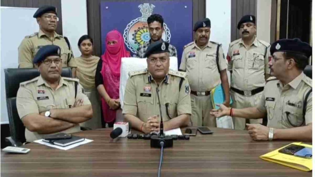 cg news छत्तीसगढ़ में अवैध रूप से रह रहे बांग्लादेशी दंपती गिरफ्तार पासपोर्ट और वीजा दोनों फर्जी निकले