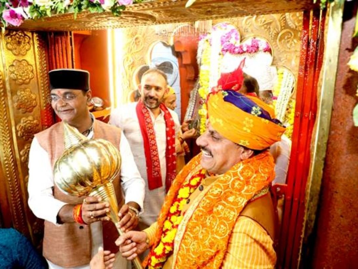 cm डॉ मोहन यादव ने किए खेड़ापति हनुमान जी के दर्शन