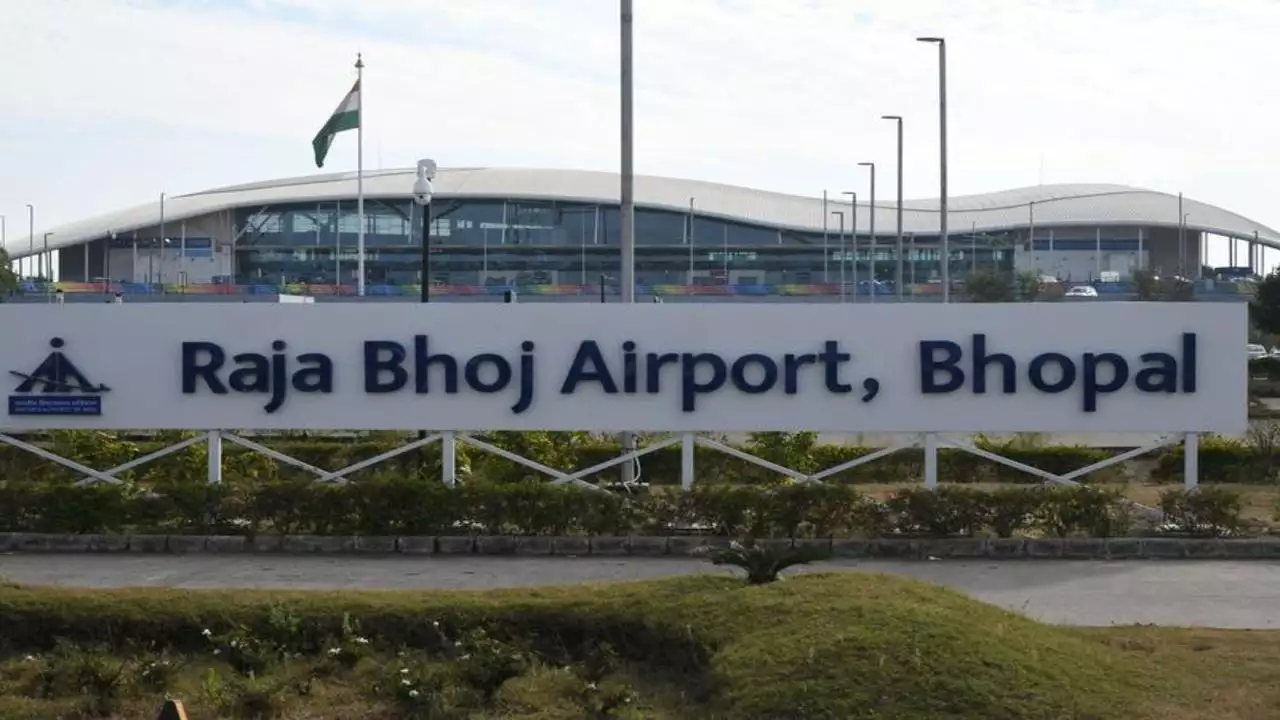 bhopal international flights to dubaisingapore भोपाल से विदेश जाना होगा आसानजानिए कैसे