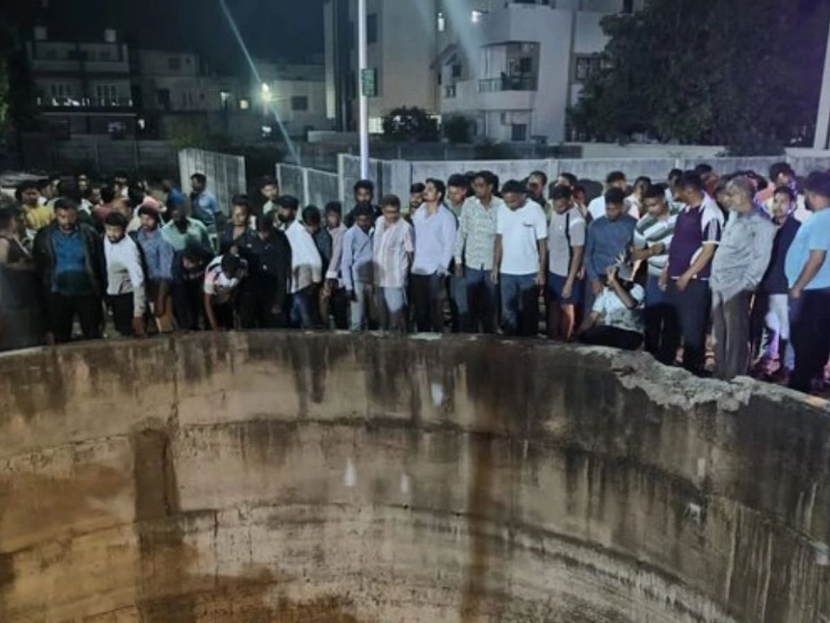 नासिक में कुएं में गिरी कार 6 बच्चों समेत 9 लोगों की मौत
