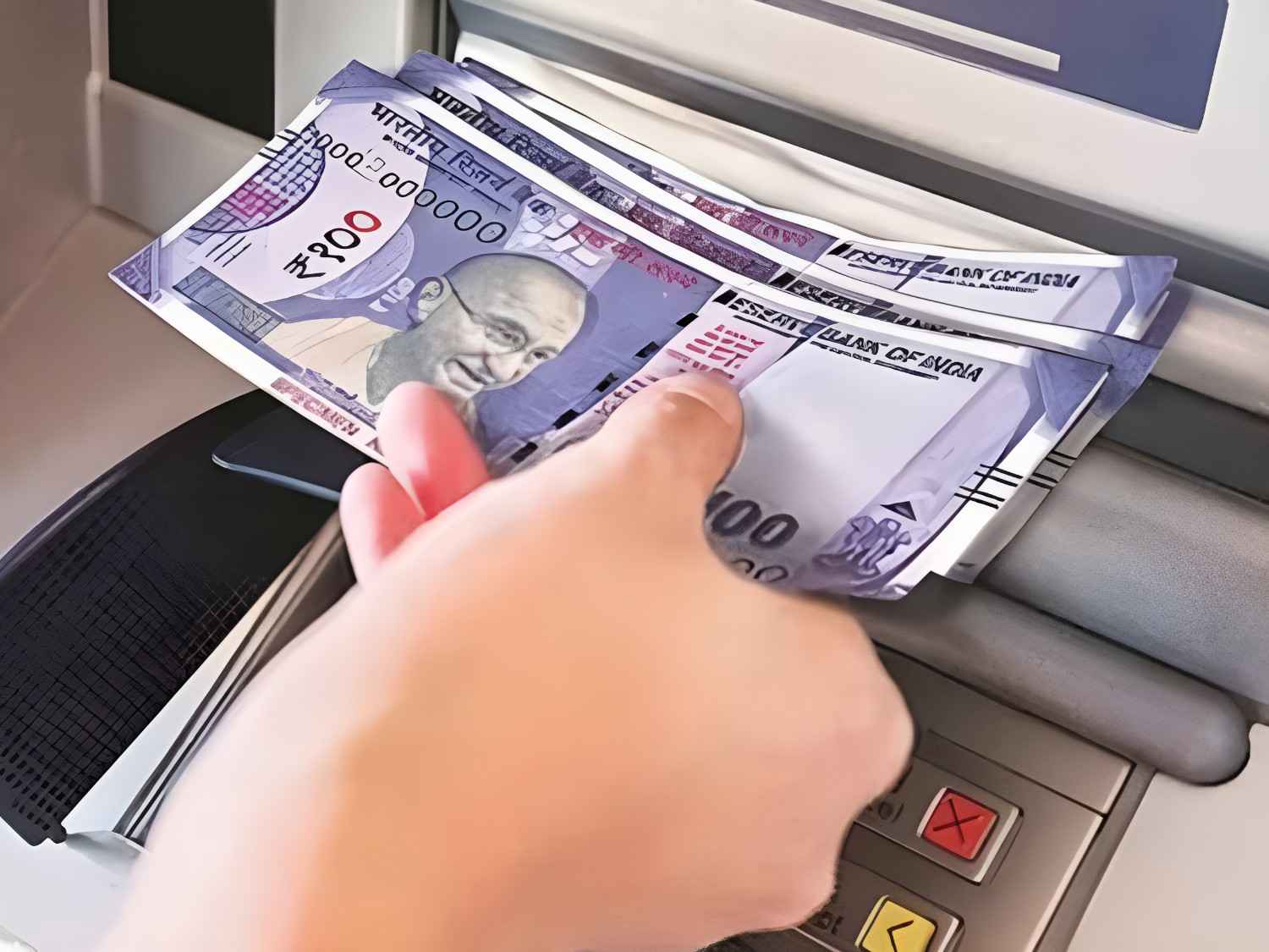 rbi rules 2025  1 मई से atm से कैश निकालना महंगा होगा